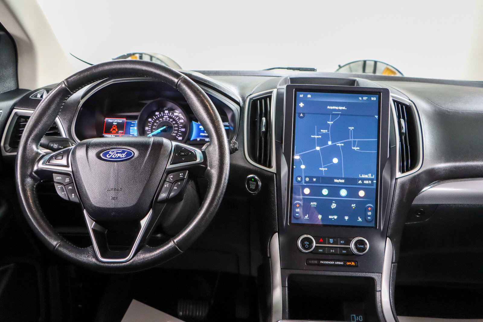 Used 2022 Ford Edge SEL image 17