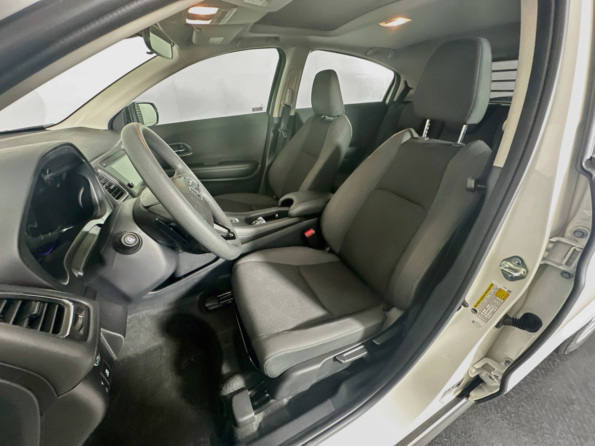 Used 2020 Honda HR-V EX image 13