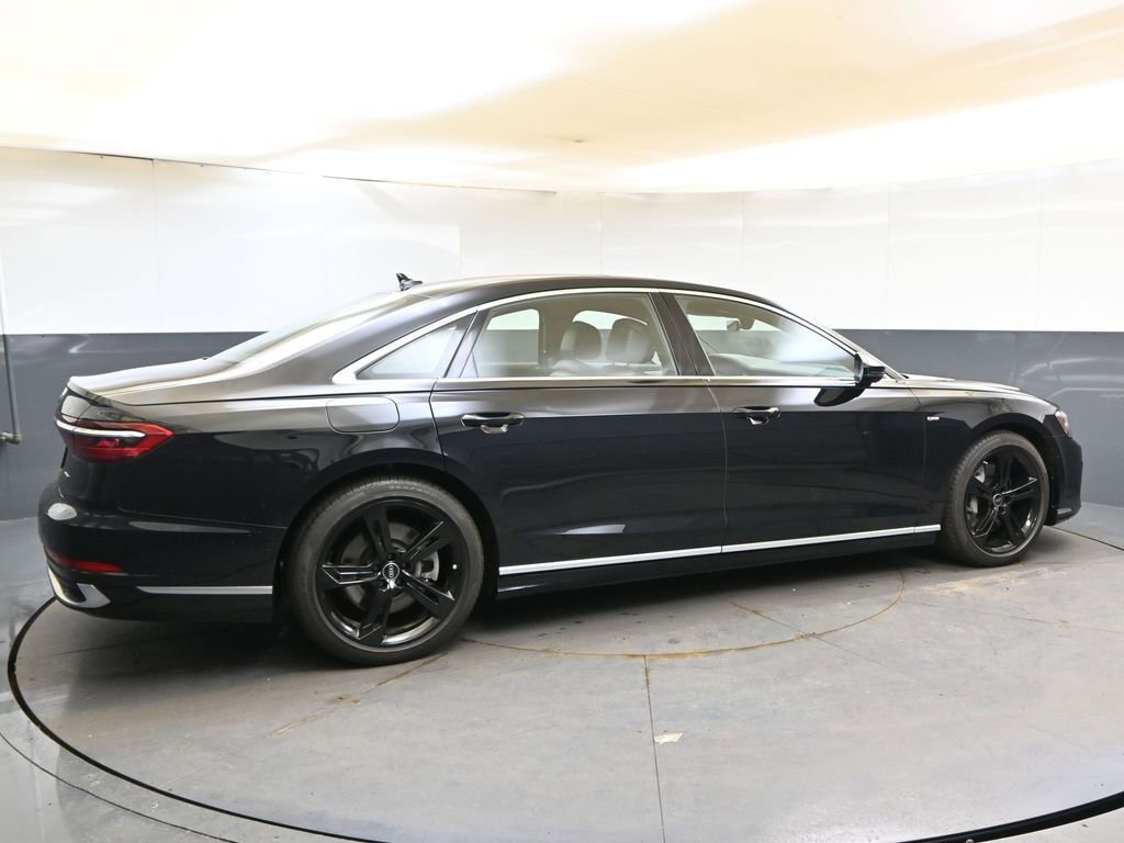 Certified 2025 Audi A8 L 3.0T image 6