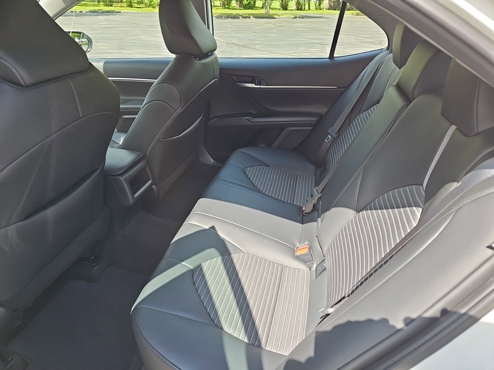 Used 2024 Toyota Camry SE FWD image 18