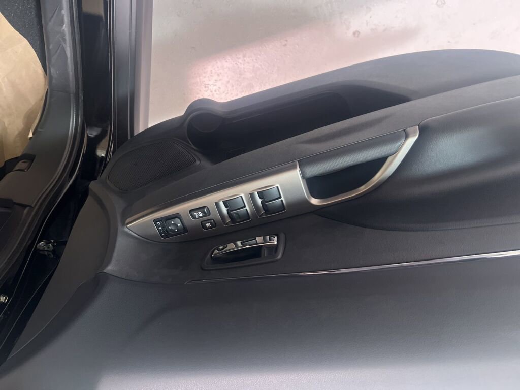 New 2025 Mitsubishi Outlander Sport SEL image 20