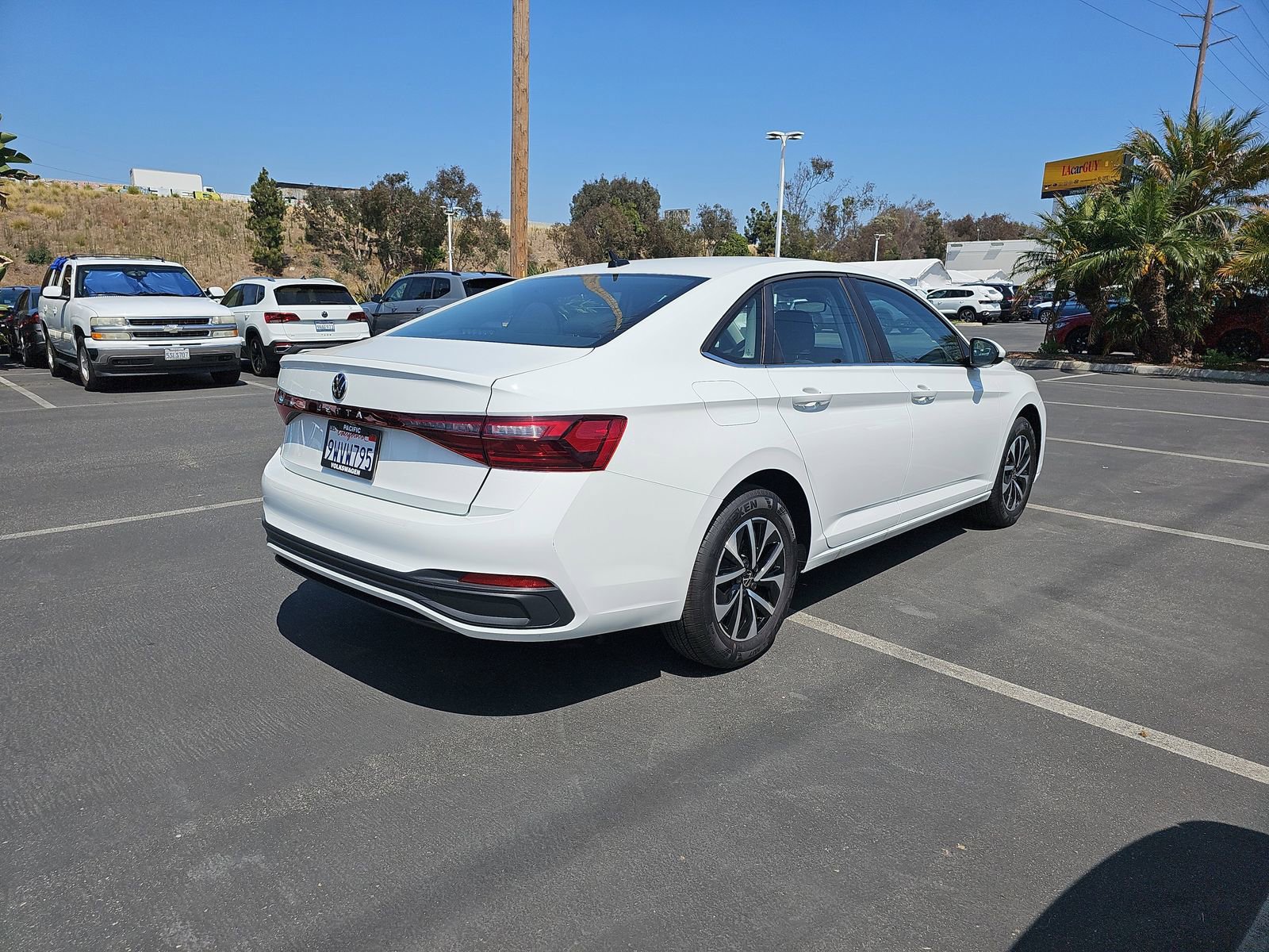 Used 2026 Volkswagen Jetta S FWD image 5
