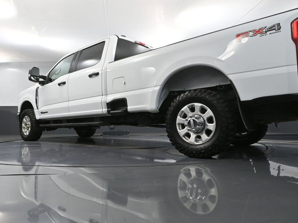 Used 2024 Ford F350 XLT w/ FX4 Off-Road Package image 48