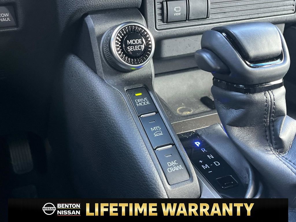 Used 2024 Toyota Land Cruiser image 73