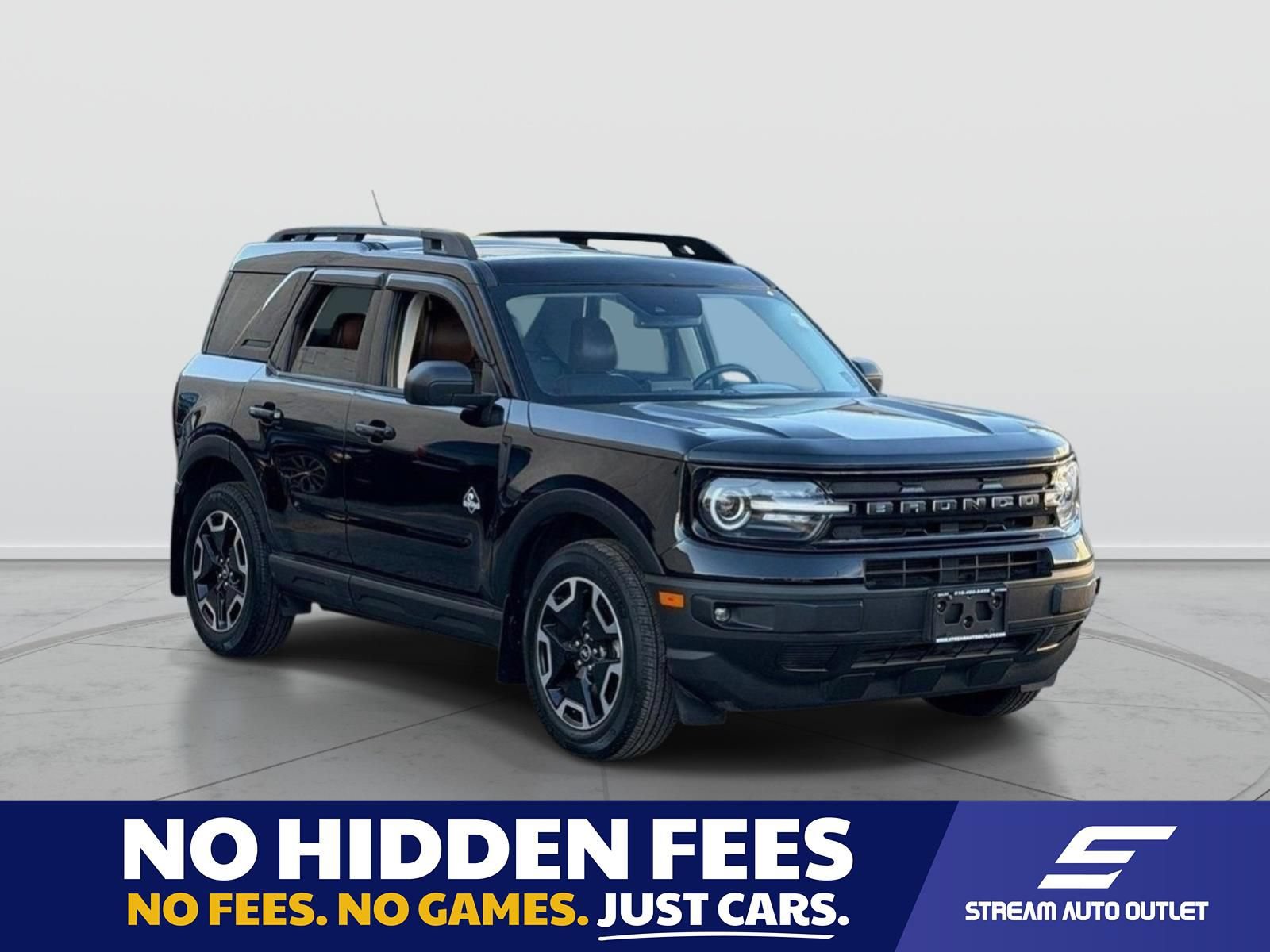 Used 2023 Ford Bronco Sport Outer Banks AWD/4WD image 1