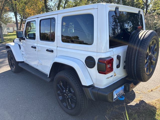 Used 2024 Jeep Wrangler Unlimited Sahara image 11