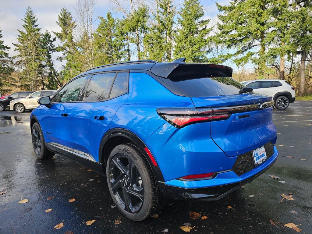 New 2026 Chevrolet Equinox EV RS FWD image 7