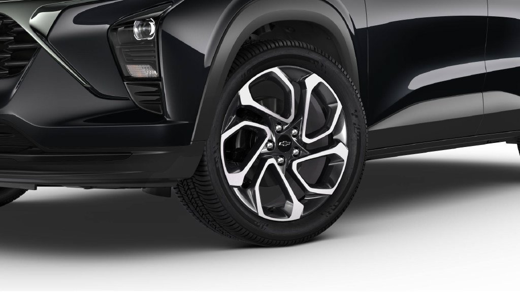 New 2026 Chevrolet Trax RS w/ Sunroof Package FWD image 4