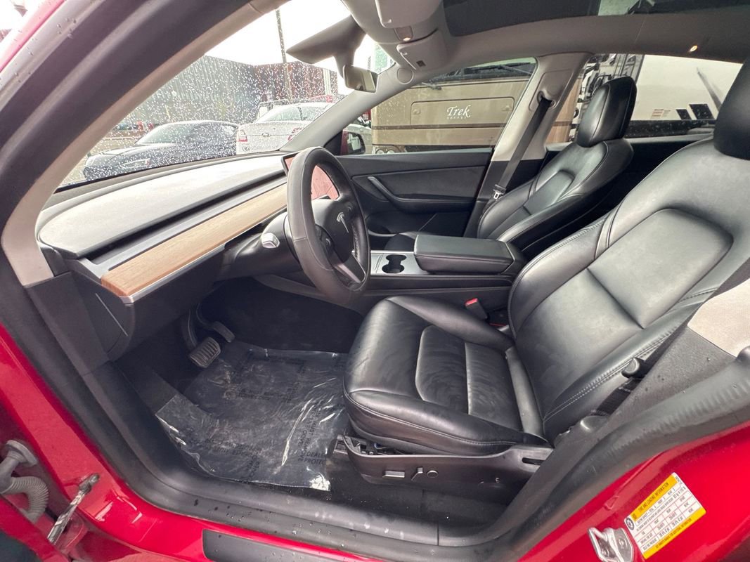 Used 2022 Tesla Model Y Long Range AWD/4WD image 9