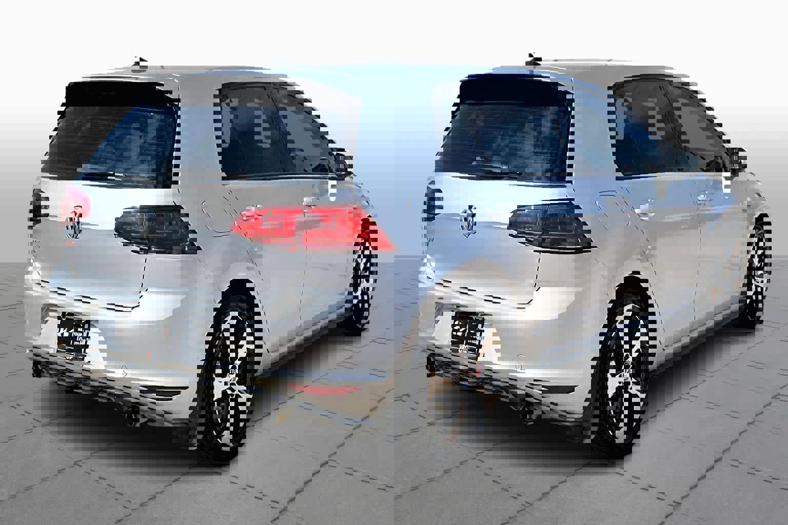 Used 2016 Volkswagen GTI S image 12