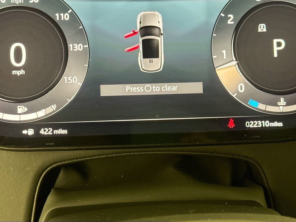 Used 2025 Land Rover Range Rover Sport SE image 12