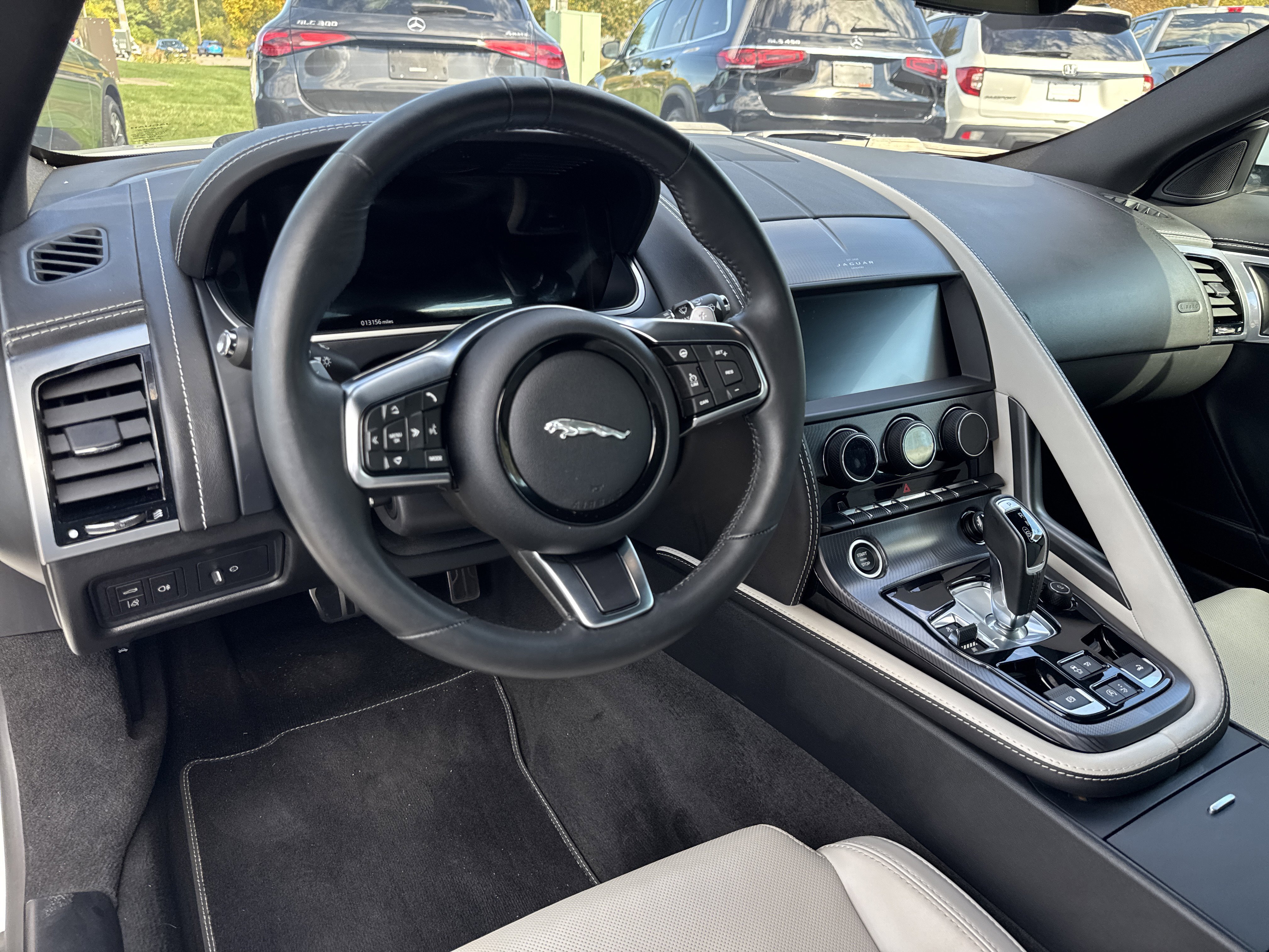 Used 2021 Jaguar F-TYPE R-Dynamic image 11