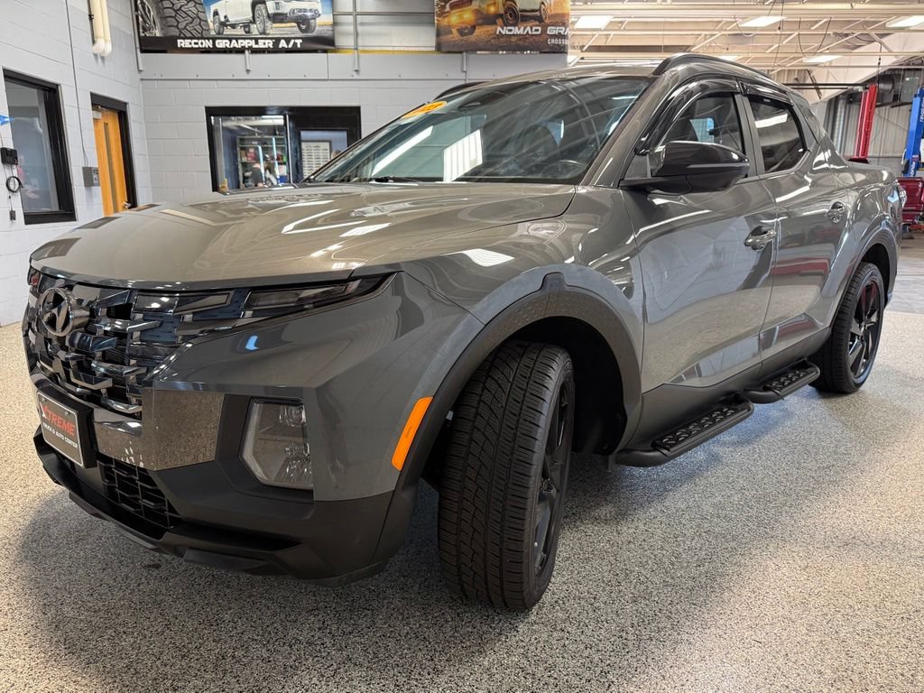 Used 2023 Hyundai Santa Cruz Limited AWD/4WD image 3