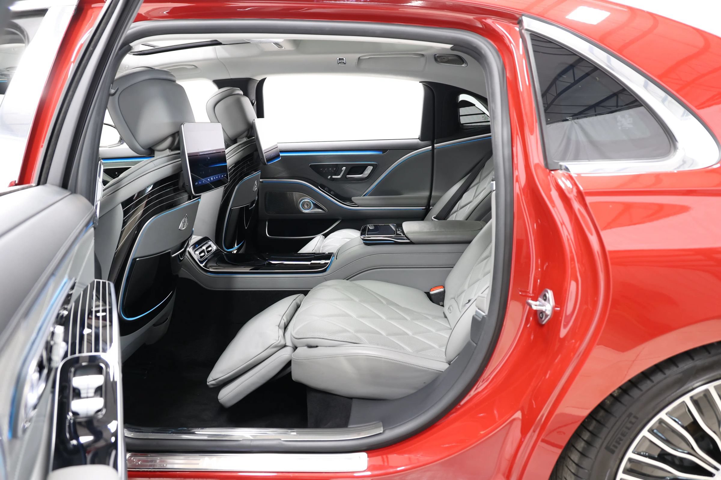 Used 2021 Mercedes-Benz Maybach S 580 4MATIC image 58