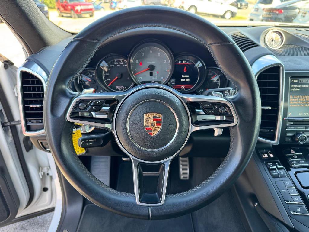 Used 2015 Porsche Cayenne S w/ Infotainment Bose Package image 14