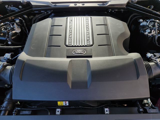 Used 2025 Land Rover Defender 130 V8 AWD/4WD image 22