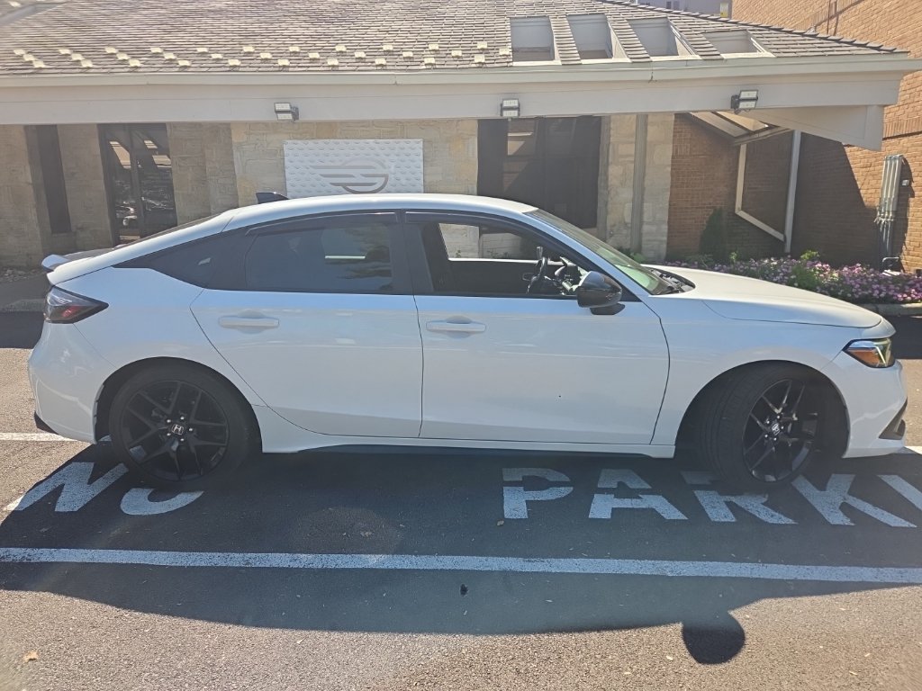 Used 2024 Honda Civic Sport image 5