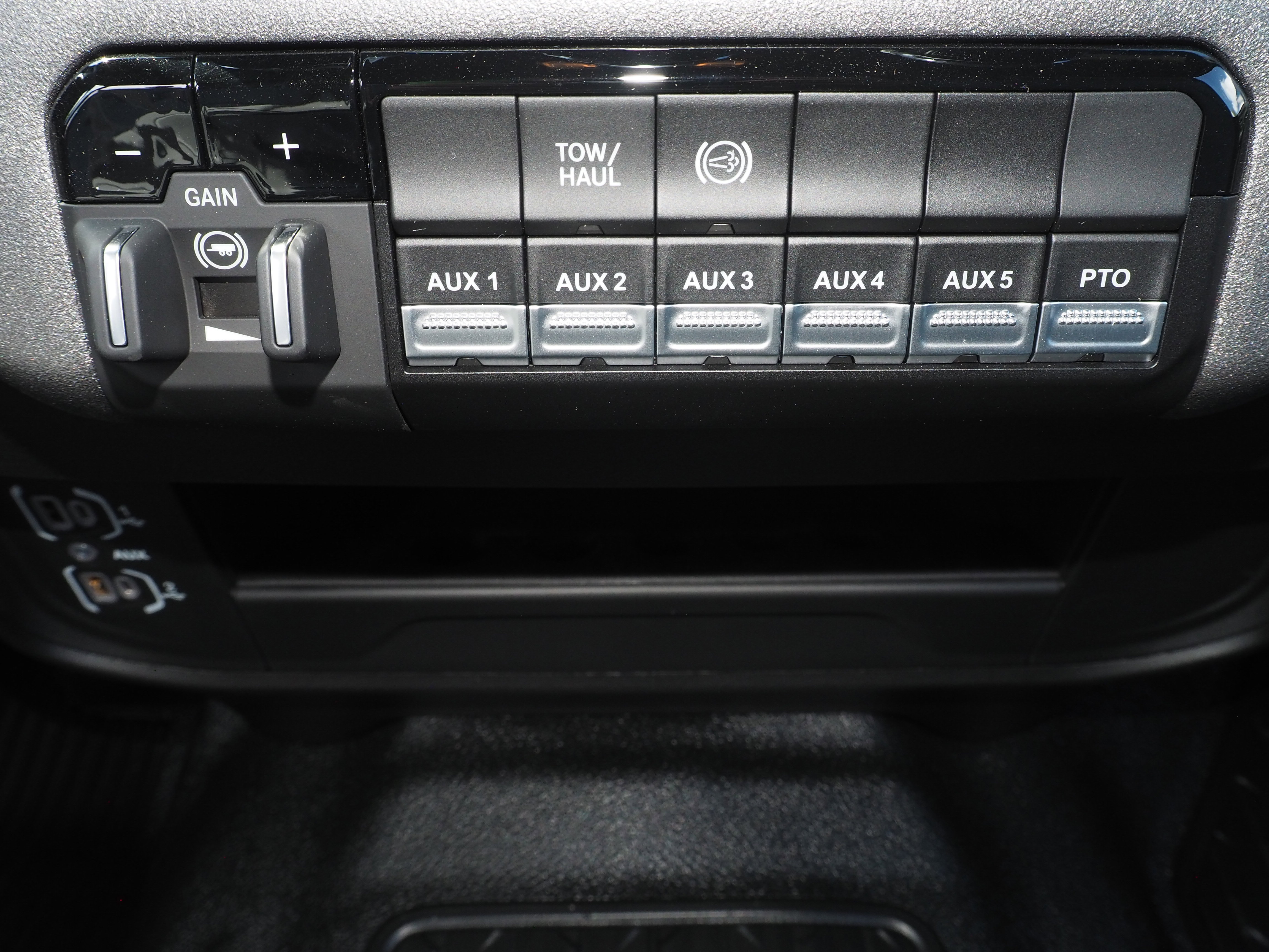 New 2026 RAM 5500 Tradesman image 24