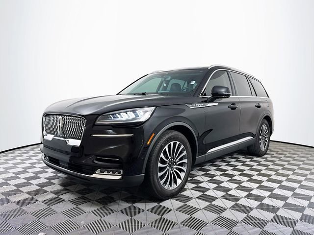 Used 2020 Lincoln Aviator Reserve w/ Equipment Group 201A RWD image 2