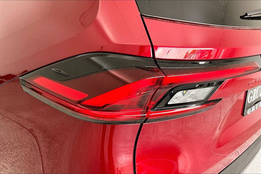 Used 2025 Toyota Grand Highlander FWD image 38