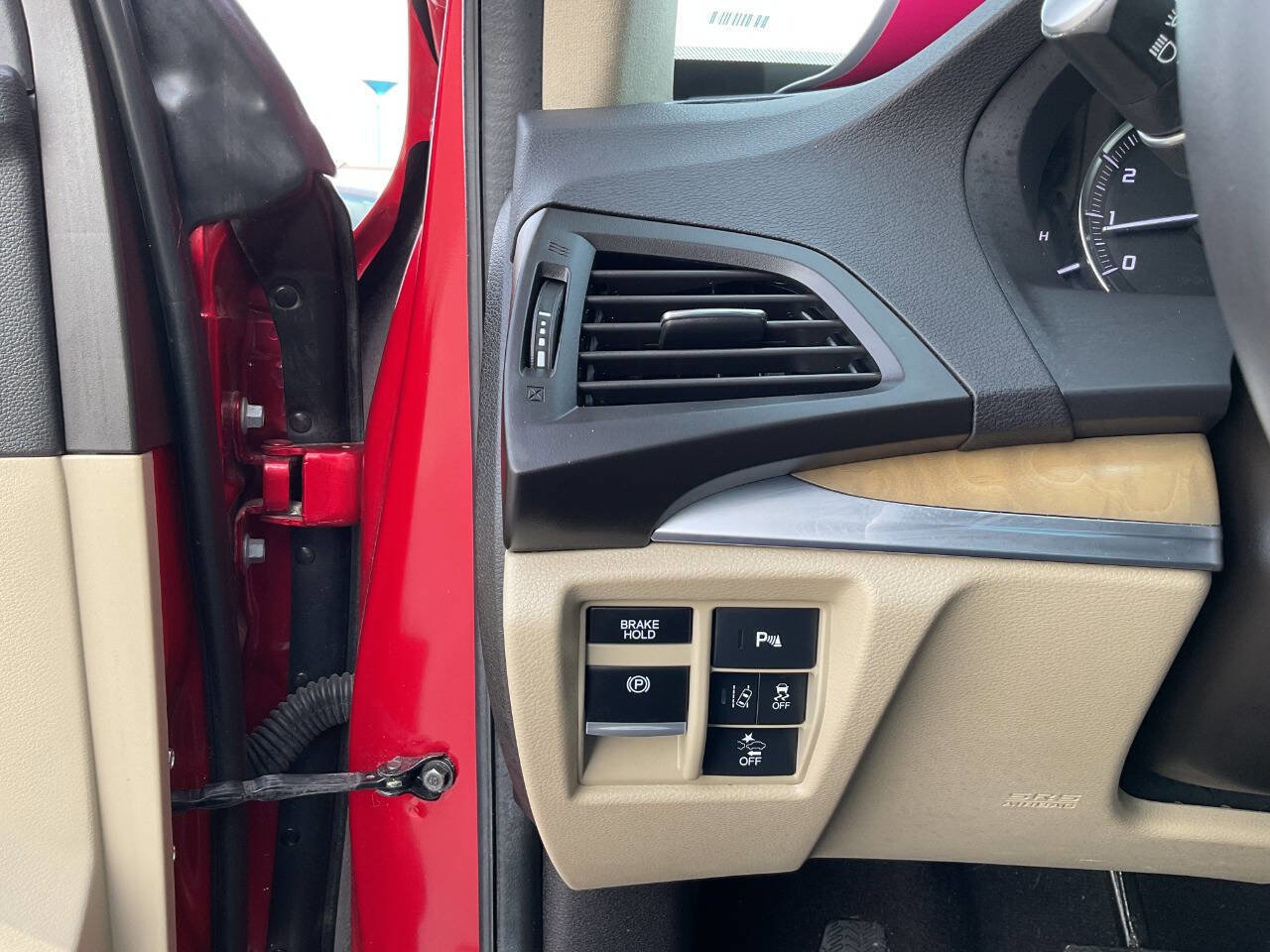 Used 2020 Acura MDX SH-AWD w/ Technology Package image 16