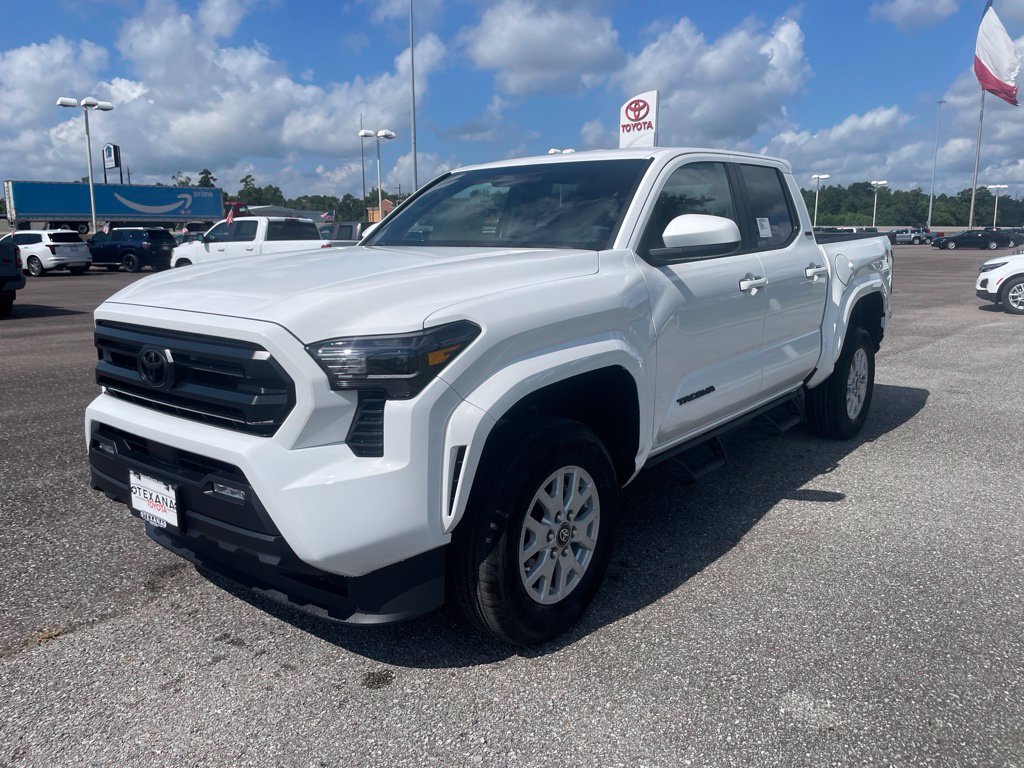 New 2026 Toyota Tacoma SR5 AWD/4WD image 3