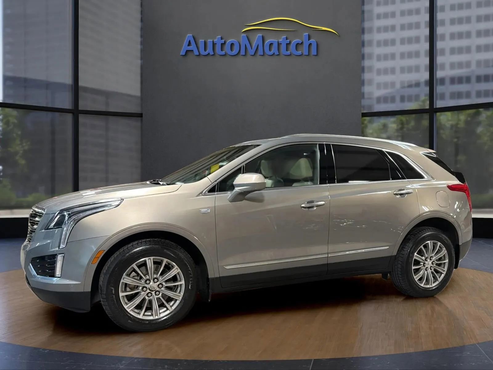 Used 2019 Cadillac XT5 Luxury AWD/4WD image 4