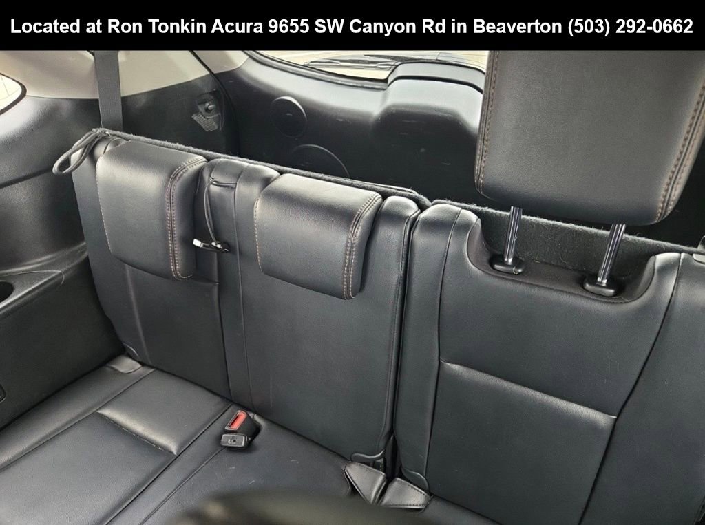 Used 2017 Toyota Highlander Limited AWD/4WD image 8