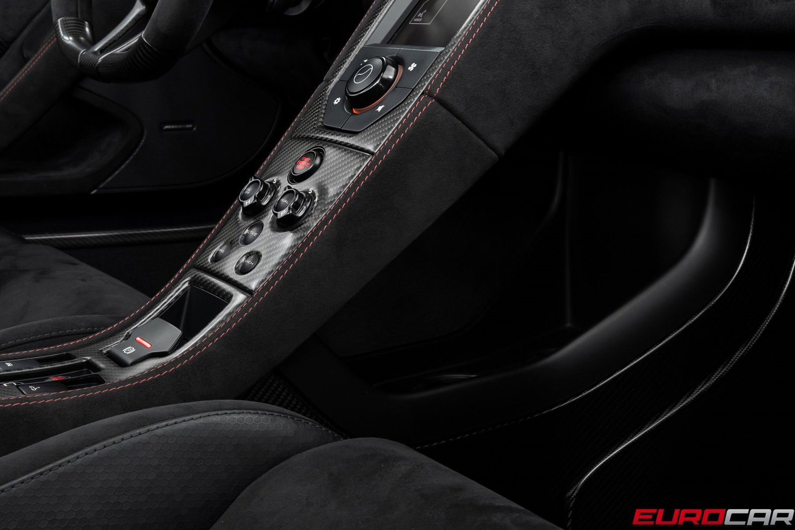 Used 2016 McLaren 675LT Spider image 42