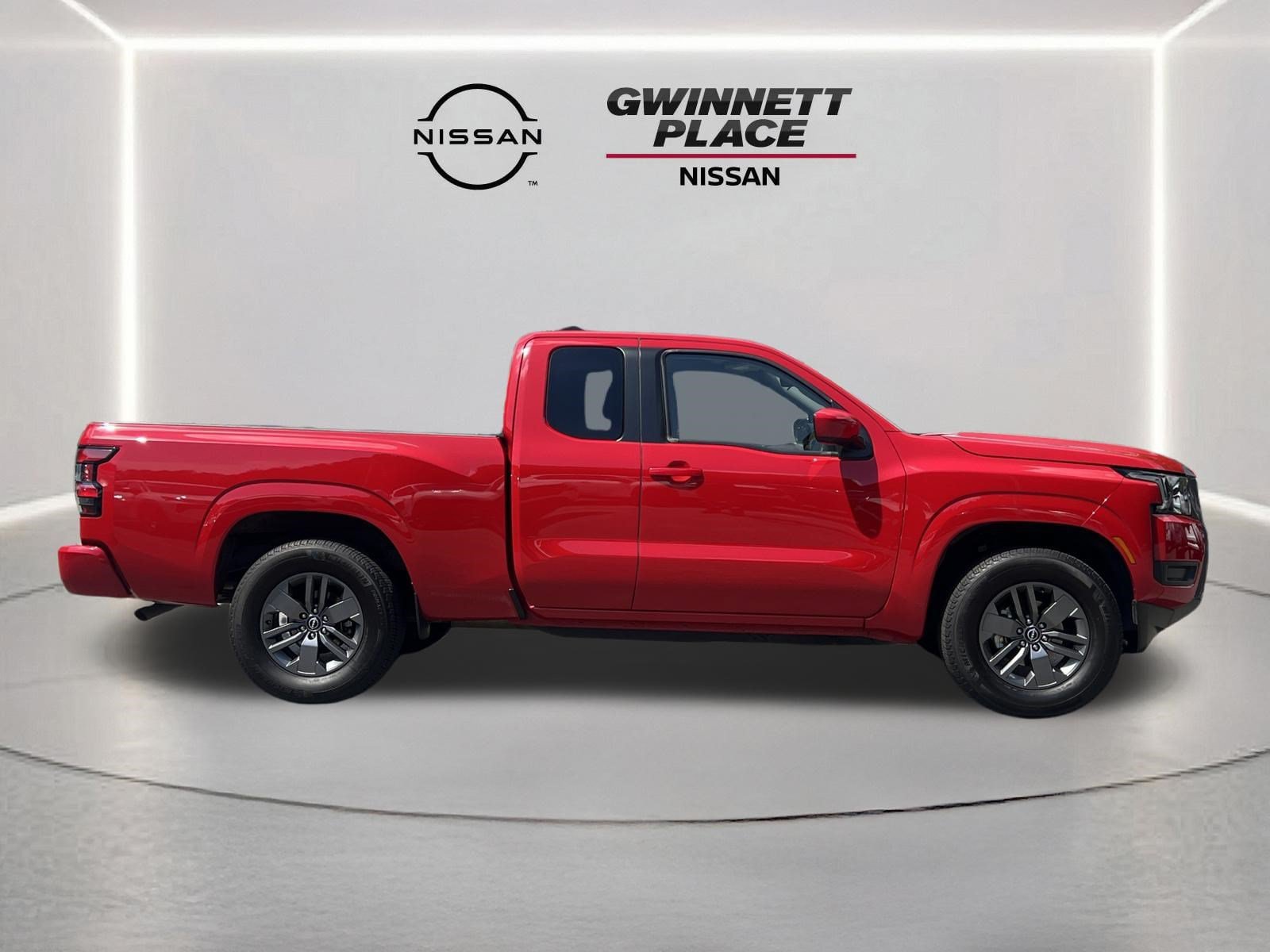 Certified 2025 Nissan Frontier SV RWD image 26