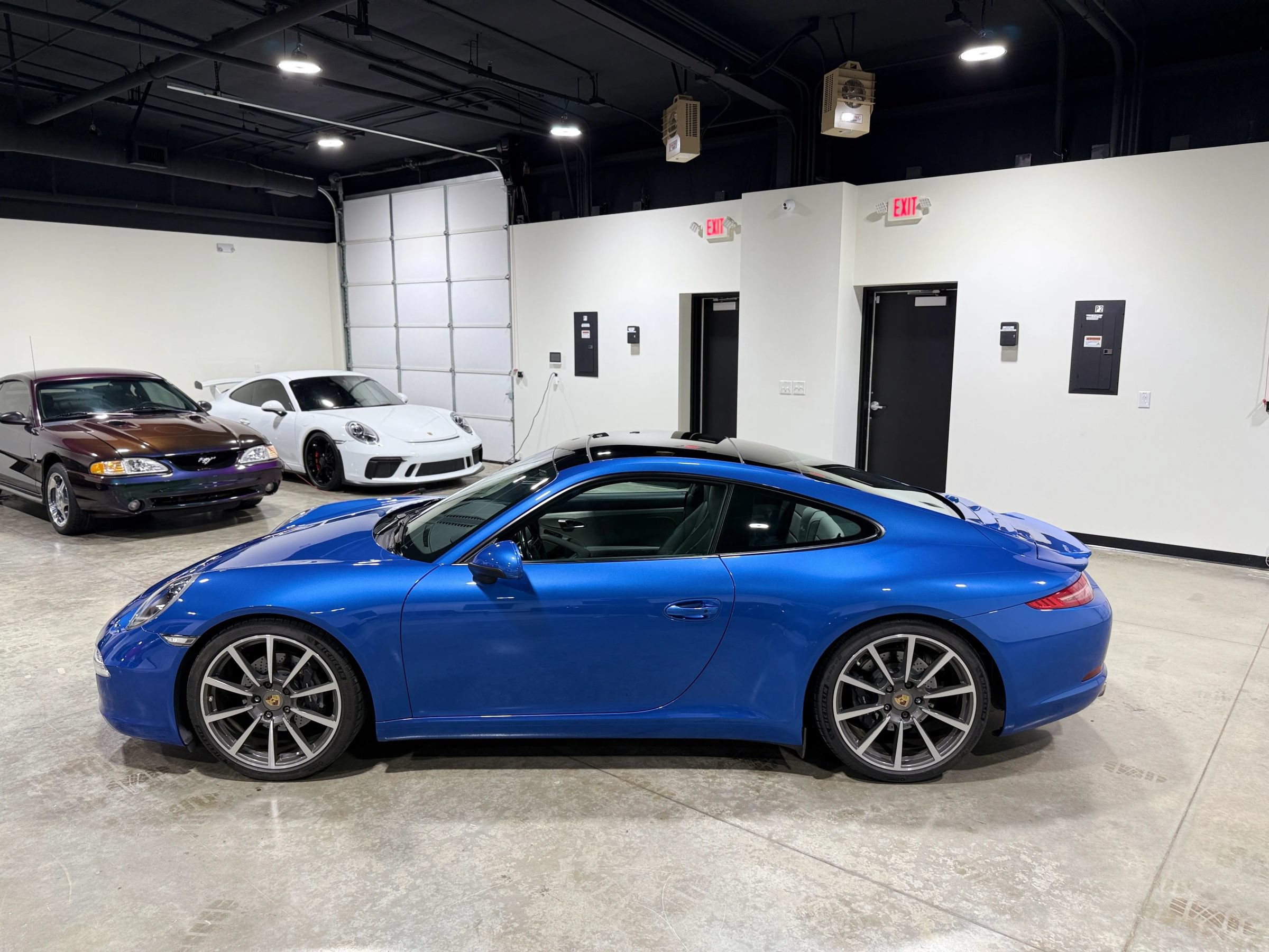 Used 2015 Porsche 911 Carrera image 7