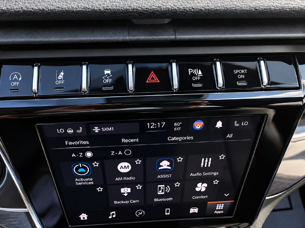 Used 2023 Jeep Grand Cherokee Altitude AWD/4WD image 13