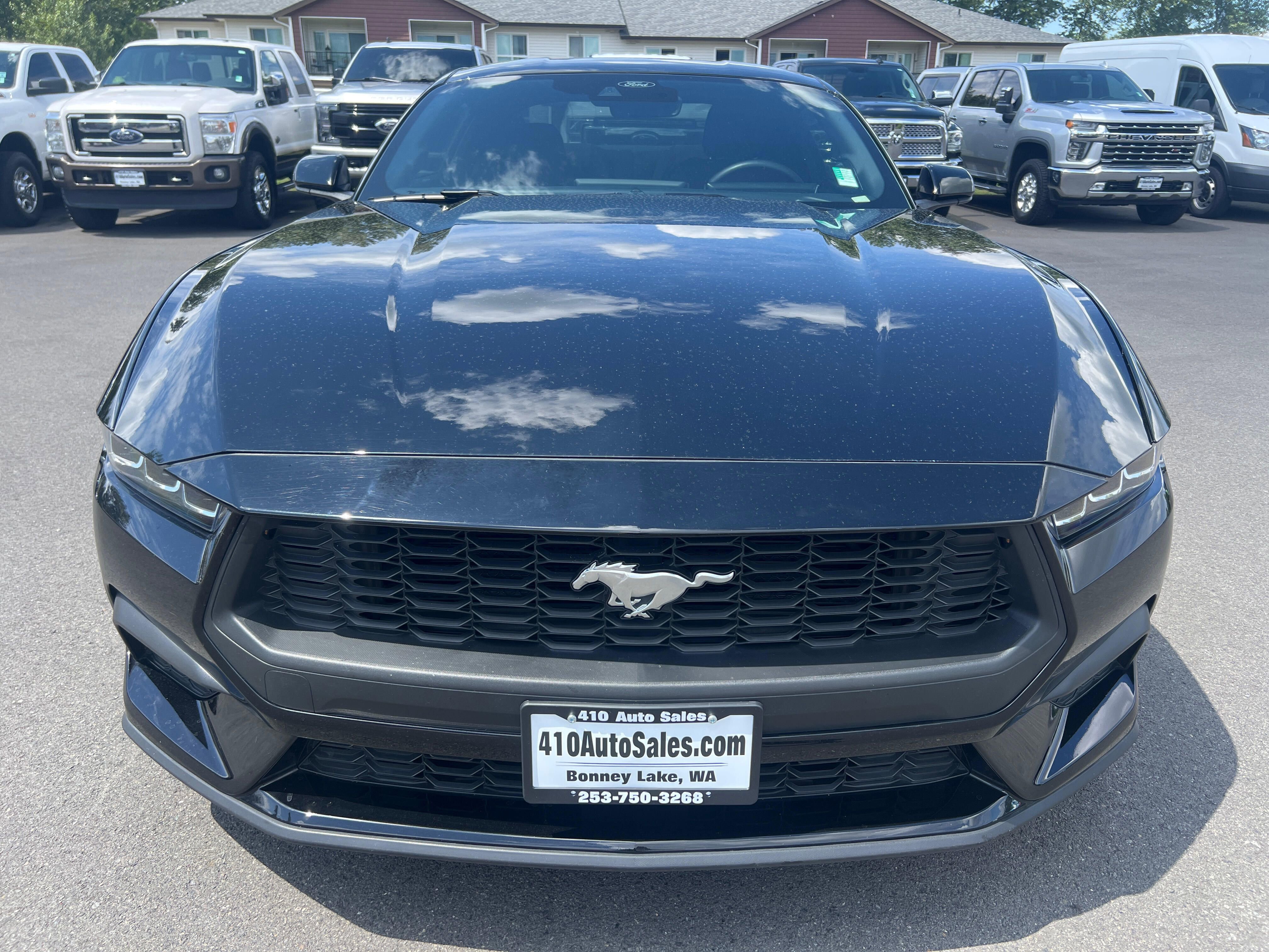 Used 2024 Ford Mustang Coupe image 5