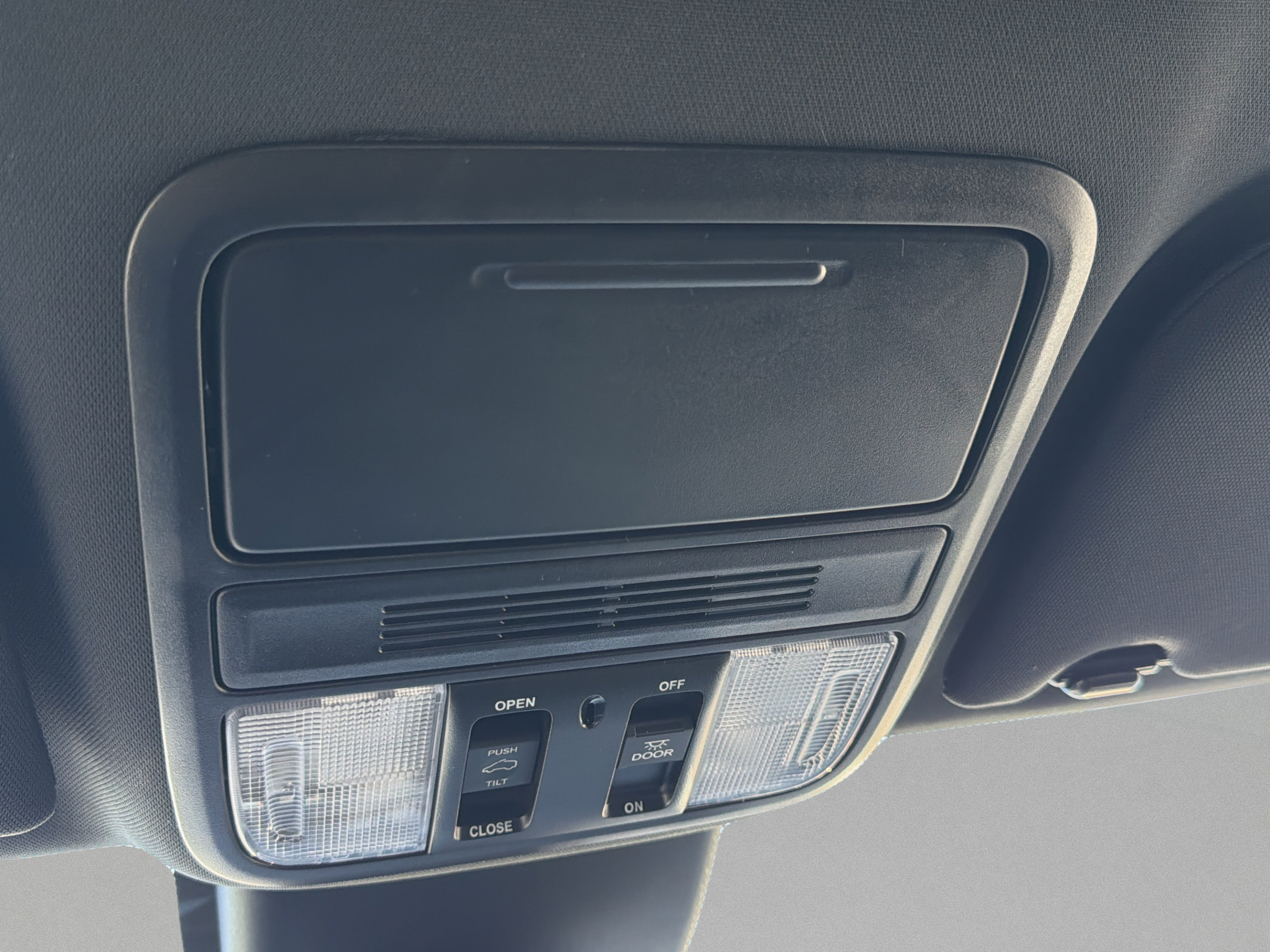 Certified 2025 Honda Odyssey Sport-L image 43