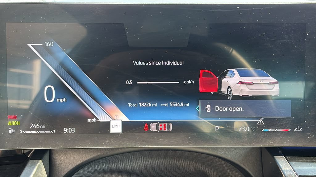 Used 2026 BMW 530i xDrive AWD/4WD image 18