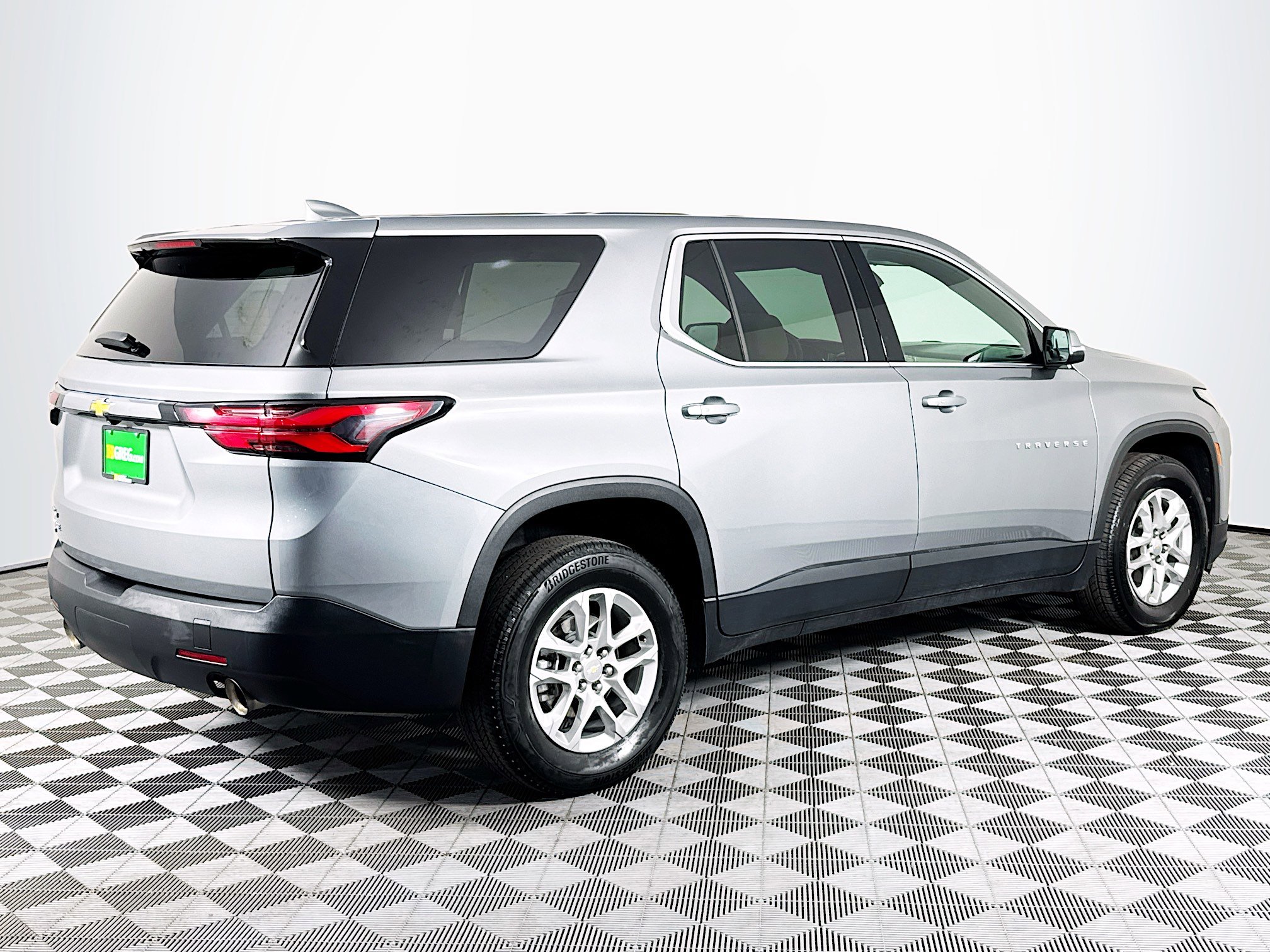 Used 2024 Chevrolet Traverse LS w/ Safety Package image 10