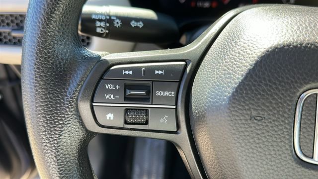 Used 2023 Honda HR-V LX image 11