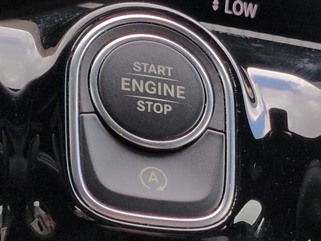 Certified 2022 Mercedes-Benz A 220 image 27