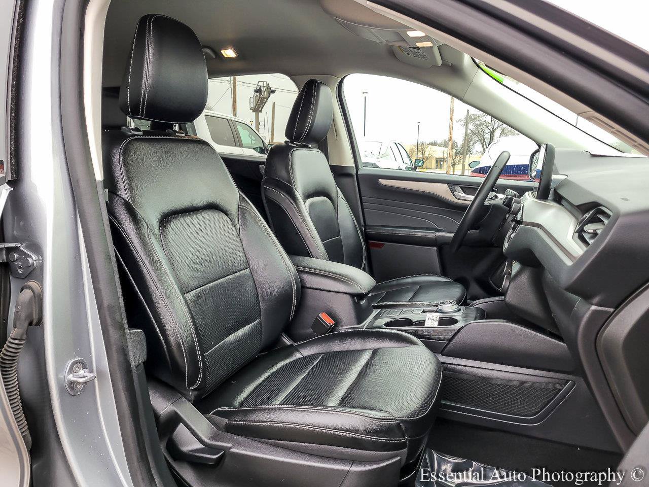 Used 2022 Ford Escape SEL FWD image 33