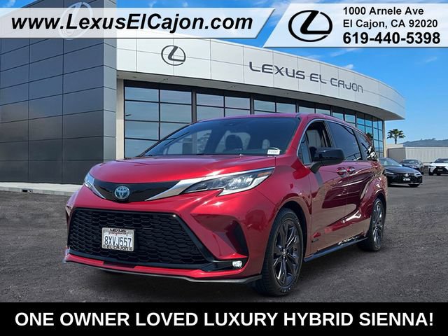 Used 2021 Toyota Sienna XSE w/ XSE Plus Package