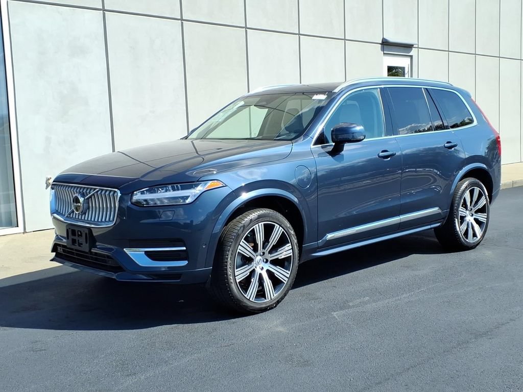 Certified 2024 Volvo XC90 T8 Ultimate w/ Protection Package Premier AWD/4WD image 1