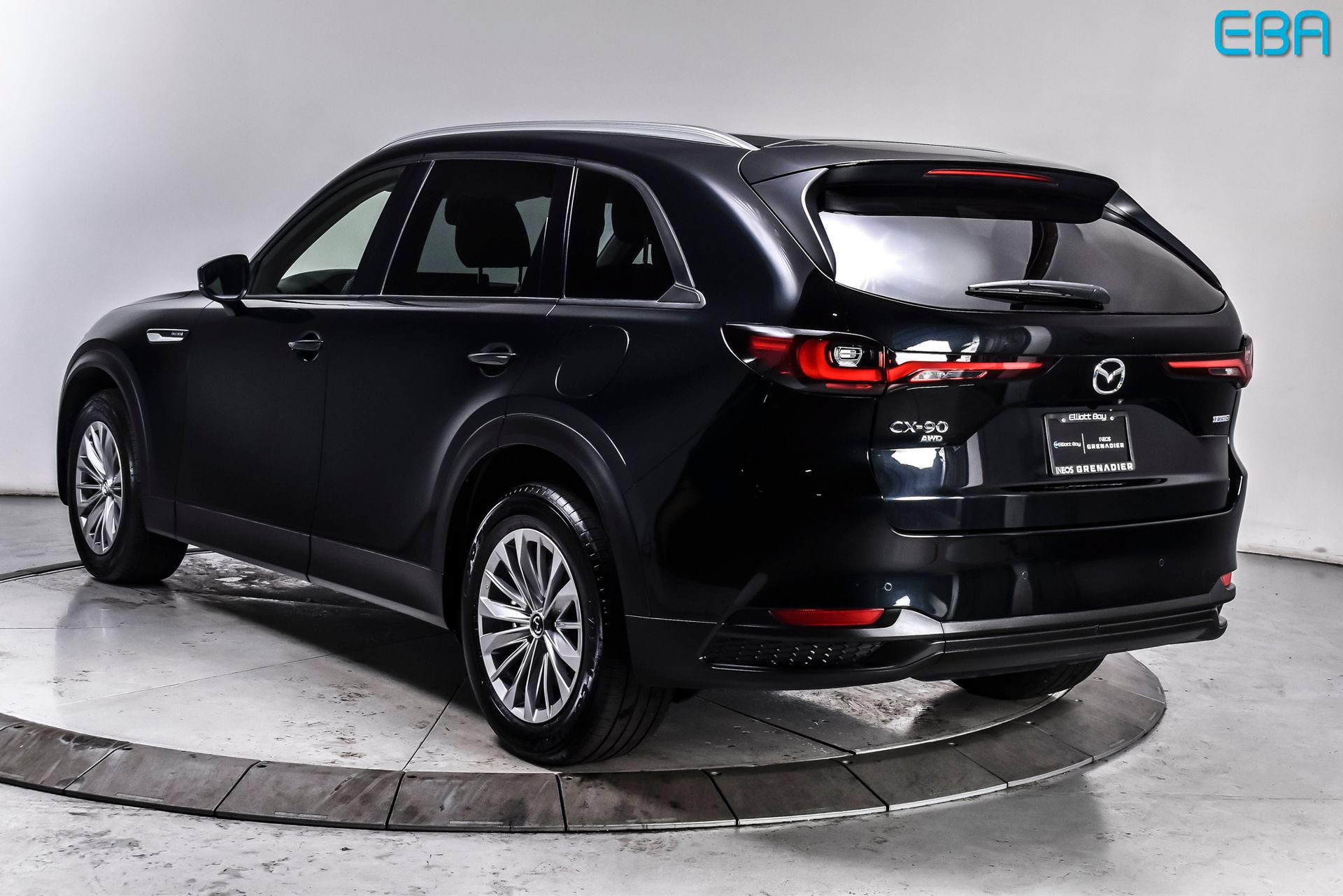 Used 2025 MAZDA CX-90 3.3 Turbo w/ Preferred Package AWD/4WD image 4