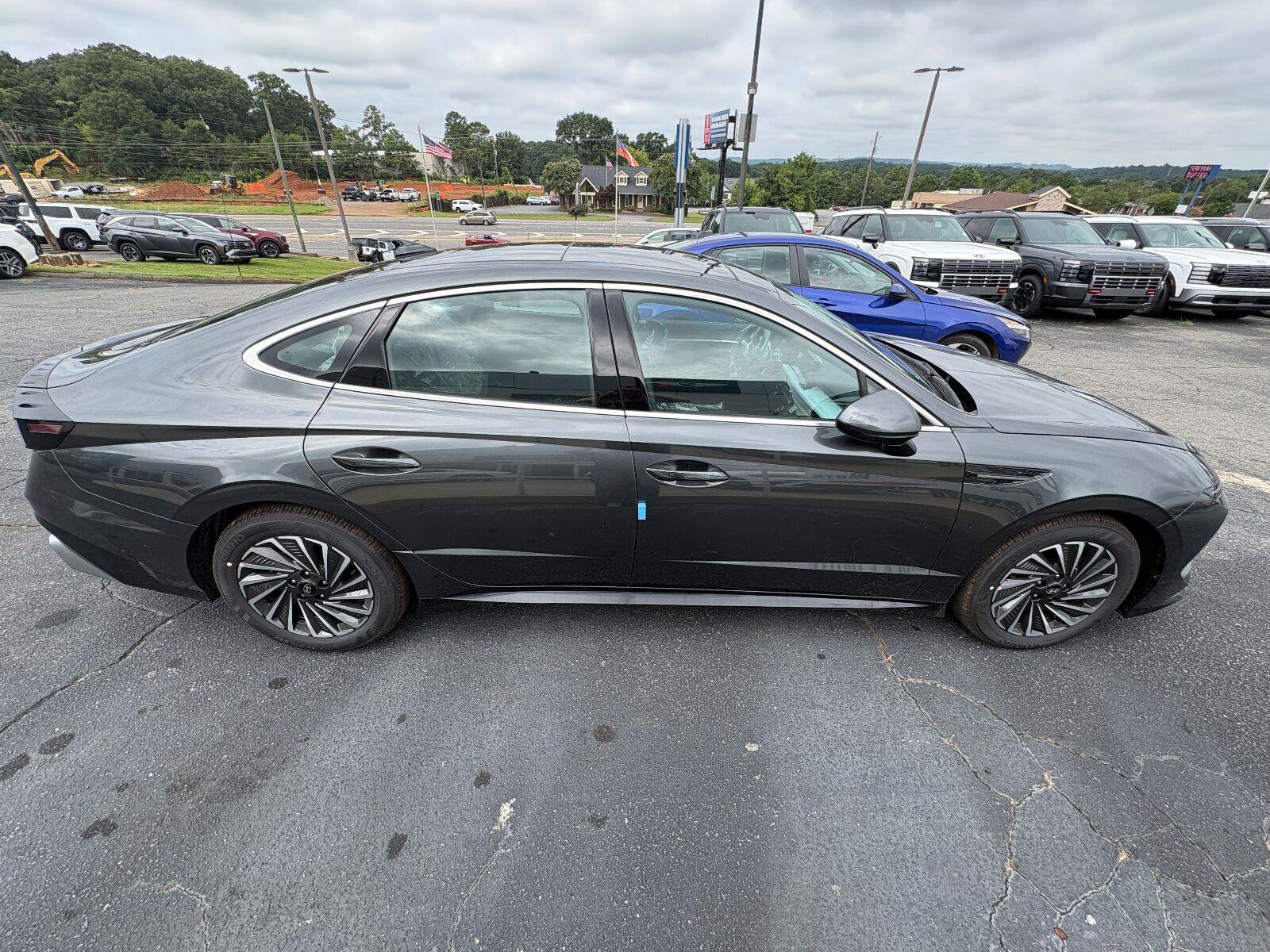 New 2026 Hyundai Sonata SEL FWD image 5
