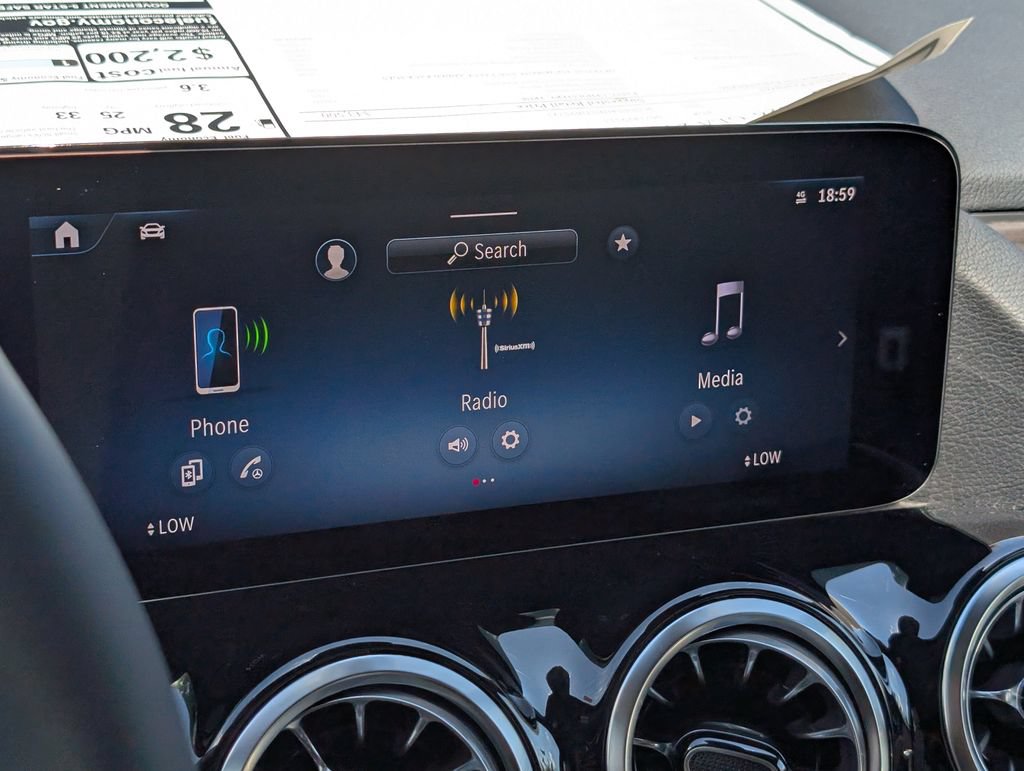 New 2026 Mercedes-Benz GLA 250 4MATIC image 15