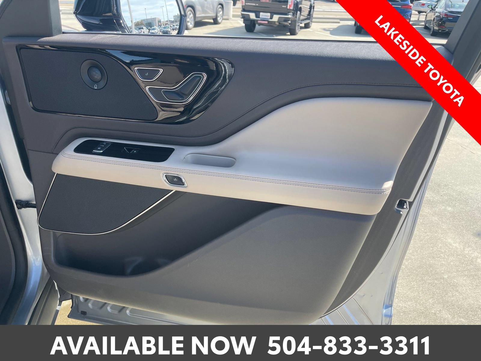 Used 2023 Lincoln Aviator Reserve w/ Equipment Group 201A RWD image 17