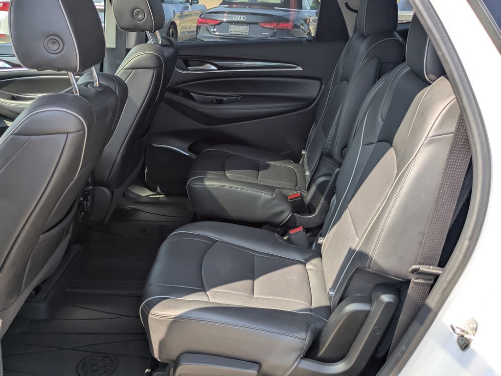 Used 2020 Buick Enclave Avenir w/ Avenir Technology Package FWD image 11
