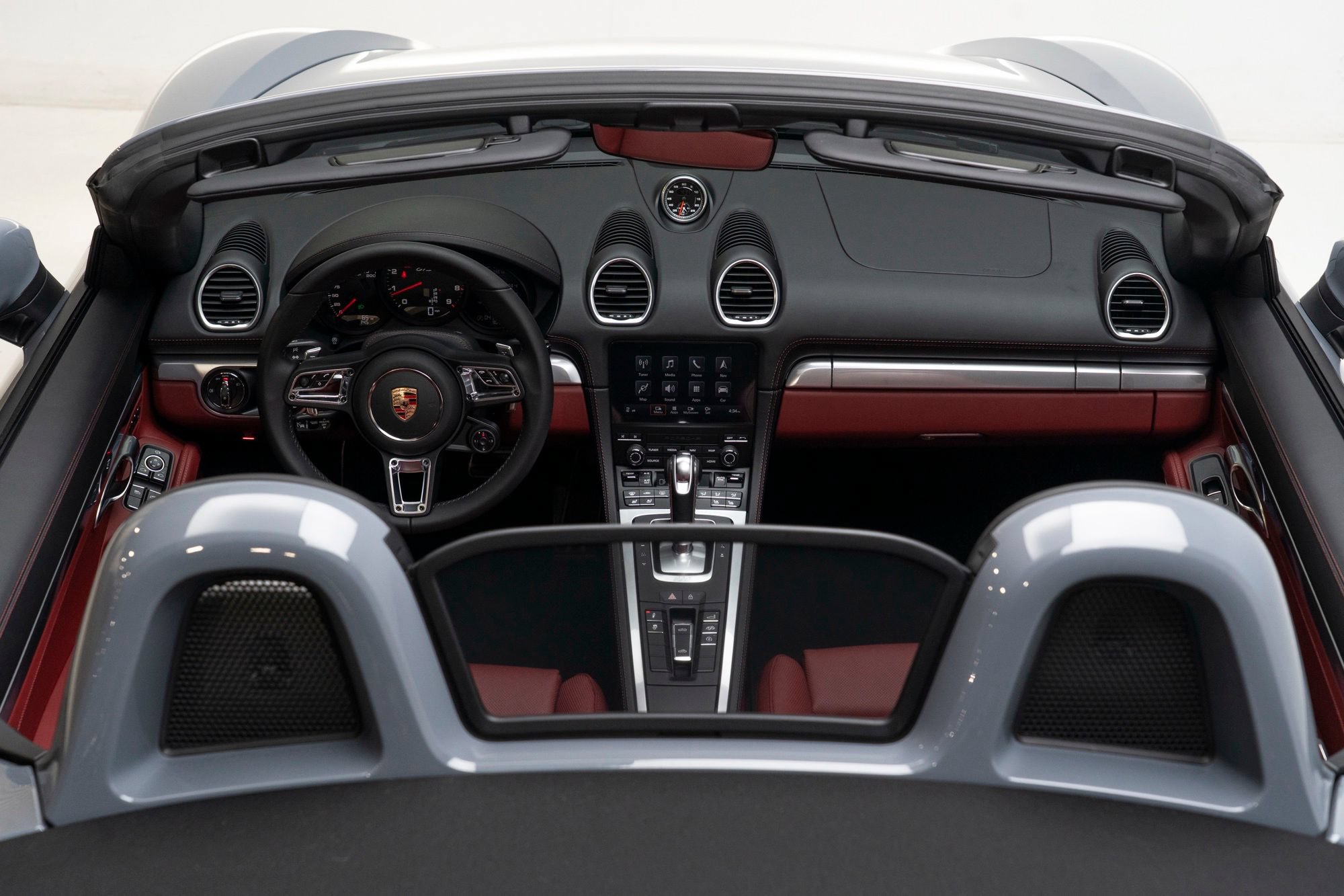 Used 2025 Porsche 718 Boxster GTS RWD image 2