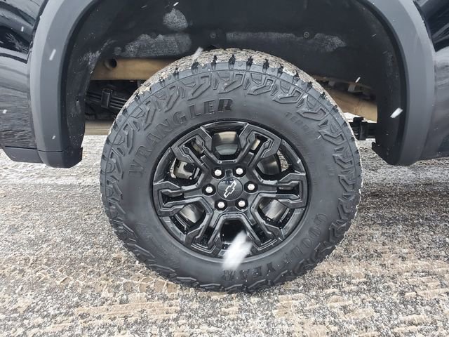 Certified 2025 Chevrolet Silverado 1500 ZR2 w/ Technology Package image 9