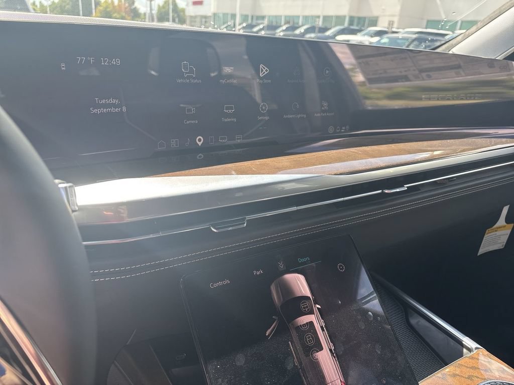 New 2026 Cadillac Escalade Platinum Sport w/ LPO, ONYX Package AWD/4WD image 12