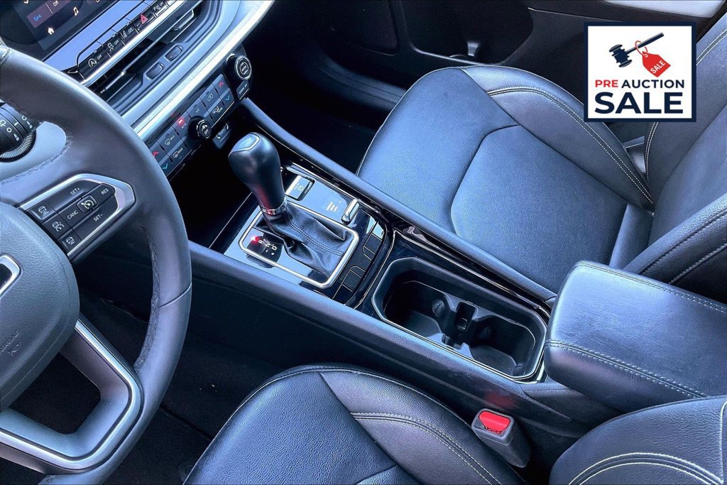 Used 2025 Jeep Compass Limited AWD/4WD image 17
